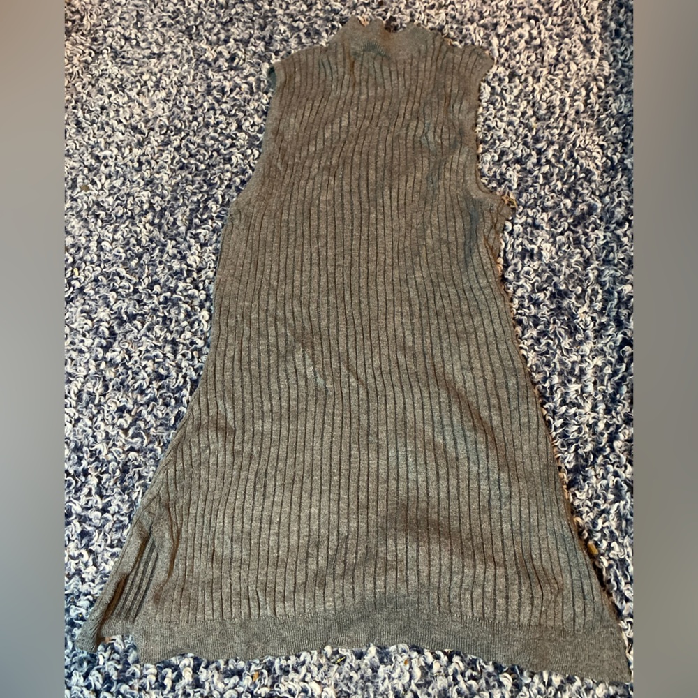 Express Gray Ribbed Knit Top - Picture 3 of 3